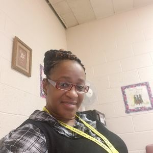 Meet your Posher, Monica